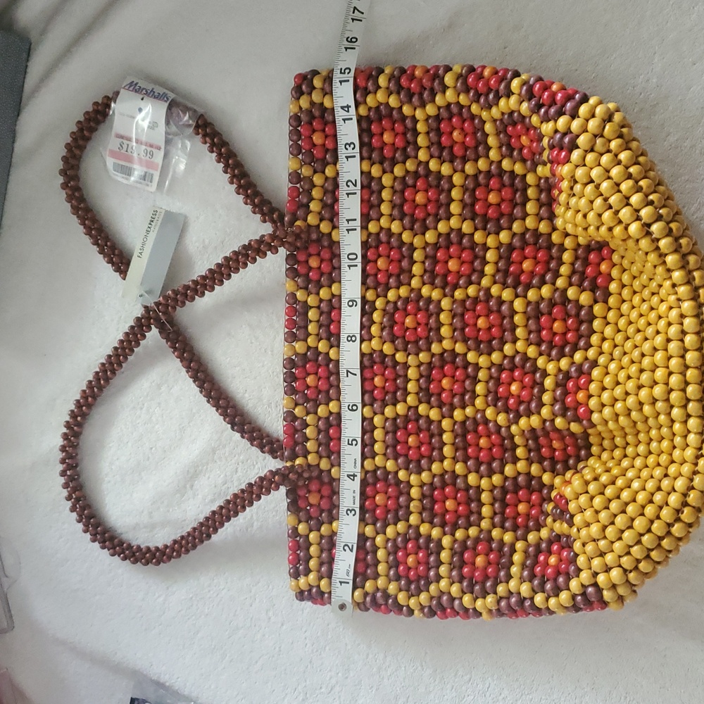 NWT FASHION EXPRESS handbags -a Trendy wooden beaded bag - - Picture 13 of 13